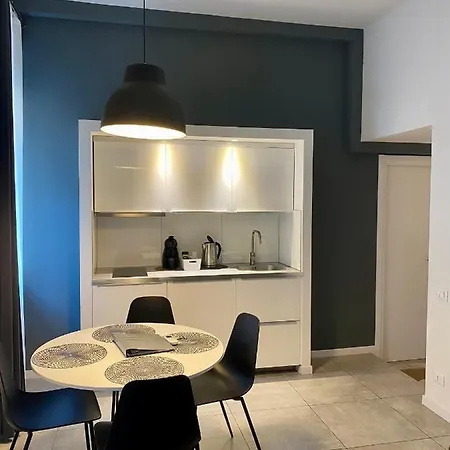 Apartment Fashion House Elvira 2 *