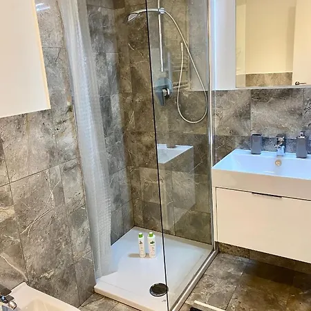 Fashion House Elvira 2